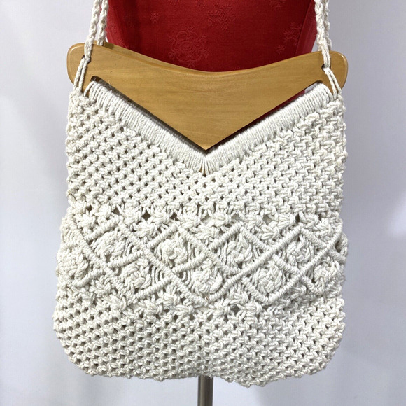 Vintage Mister Ernest Handbag White Macrame Shoulder Bag Purse with Wooden Frame - Picture 2 of 8